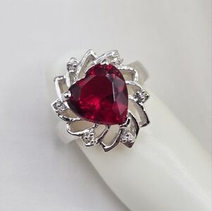 Swarovski Crystal Elements Silver Heart Statement Ring Ruby Red Size 6 Prom